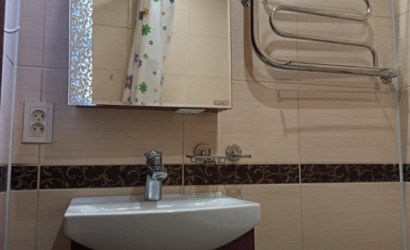 Снять 3-комнатную квартиру на сутки, Островец, ул. Володарского, д. 63. Фото 3