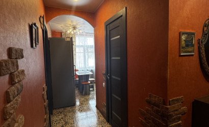 Купить 3-комнатную квартиру, Витебск, Урицкого, 17. Фото 1