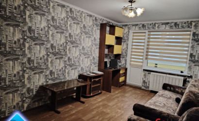 Купить 2-комнатную квартиру, Светлогорск, Луначарского ул., д.9. Фото 1