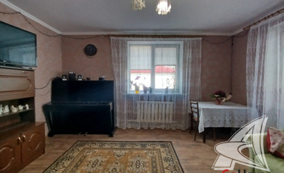 Купить 4-комнатную квартиру, Ракитница. Фото 1