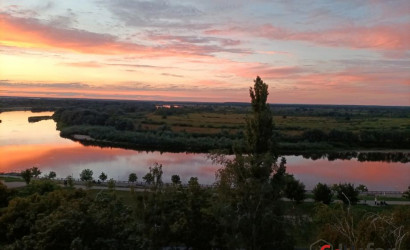 Снять 3-комнатную квартиру на сутки, Речица, Набережная. Фото 4