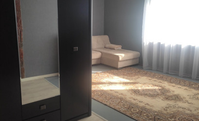 Снять 2-комнатную квартиру на сутки, Слоним, 1 Семилетки. Фото 5