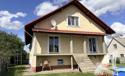 Купить дом, Брест, Вересковые, 9.83 соток. Фото 1