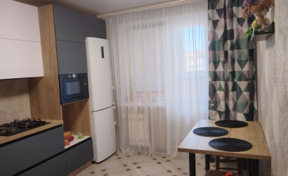 Снять 2-комнатную квартиру на сутки, Береза, Энтузиастов, 1. Фото 1