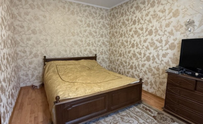 Купить 2-комнатную квартиру, Бобруйск, Строителей, 34. Фото 2