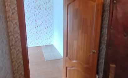  5-этаж.(44 м2), Полоцк(Октябрьская ул., 37)
