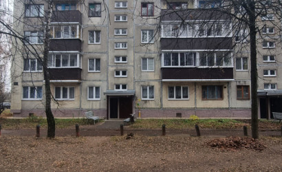 Купить 4-комнатную квартиру, Барановичи, Космонавтов ул., 14. Фото 1