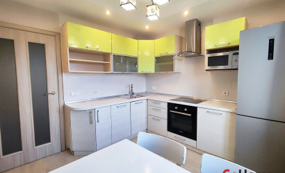 Снять 2-комнатную квартиру, Лесной, Александрова 17. Фото 2