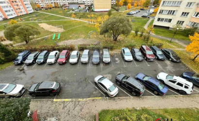 Купить 3-комнатную квартиру, Жодино, Сухогрядская ул., 10. Фото 3