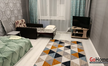 Снять 1-комнатную квартиру на сутки, Ошмяны, Криничная. Фото 1