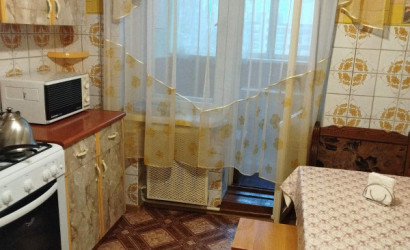 Снять 2-комнатную квартиру на сутки, Пинск, Чуклая, 13. Фото 1