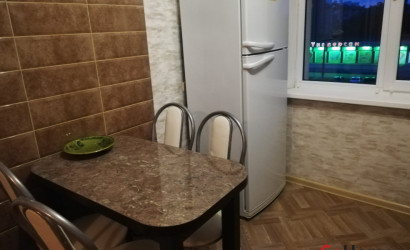 Снять 3-комнатную квартиру на сутки, Кобрин, Дзержинского, 79. Фото 13