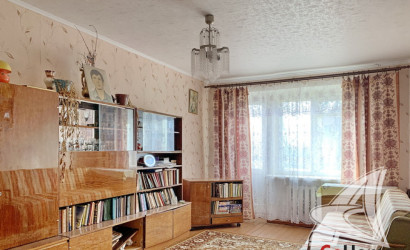 Купить 3-комнатную квартиру, Дивин, , . Фото 1