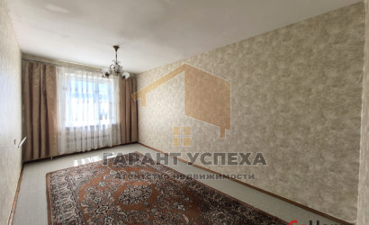 Купить 4-комнатную квартиру, Кобрин, Дружбы. Фото 1