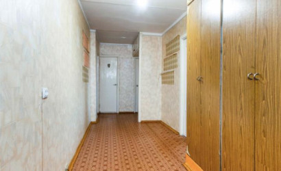 Купить 3-комнатную квартиру, Борисов, Строителей ул., 45. Фото 3