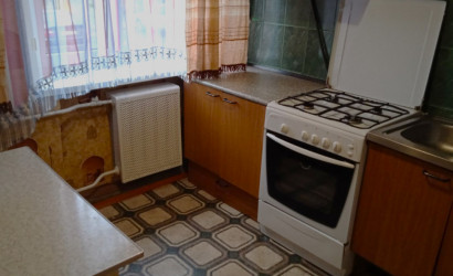 Снять 2-комнатную квартиру на сутки, Лунинец, Красная, 115А. Фото 1