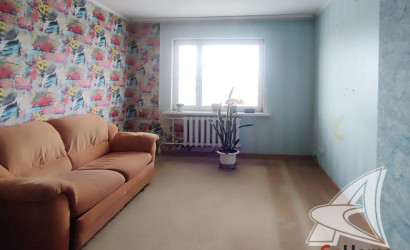 Купить 3-комнатную квартиру, Кобрин, , . Фото 1