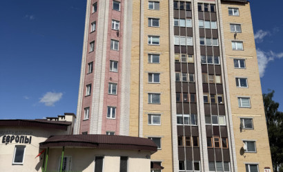 Купить 4-комнатную квартиру, Барановичи, Брестская ул., 74. Фото 2