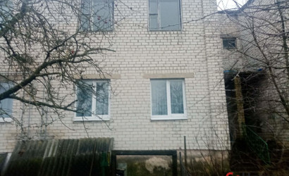 Купить 5-комнатную квартиру, Гирки, Центральная. Фото 4