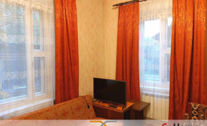 Купить 2-комнатную квартиру, Борисов, Комсомольская ул., 60. Фото 1