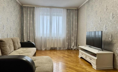 Купить 3-комнатную квартиру, Брест, Гродненская ул.. Фото 3