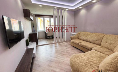 Купить 3-комнатную квартиру, Гродно, Великая Ольшанка, 11. Фото 1