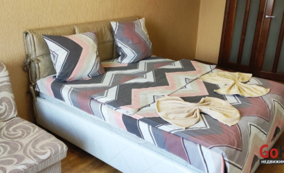 Снять 3-комнатную квартиру на сутки, Кобрин, Дзержинского, 79. Фото 1