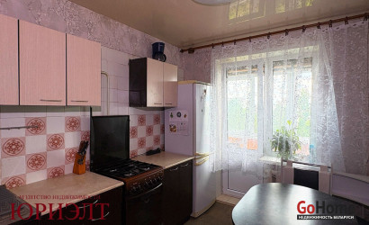 Купить 3-комнатную квартиру, Витебск, Победы, 27. Фото 1