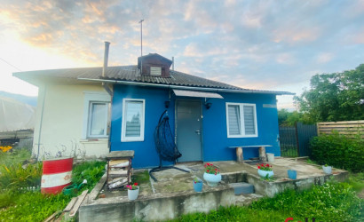 Купить 2-комнатную квартиру, Медведка, Станционная. Фото 7