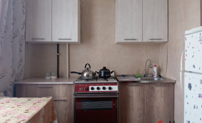 Снять 1-комнатную квартиру на сутки, Ганцевичи, Строителей д.31. Фото 2