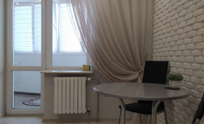 Снять 1-комнатную квартиру на сутки, Пинск, Улица Парковая 130. Фото 2