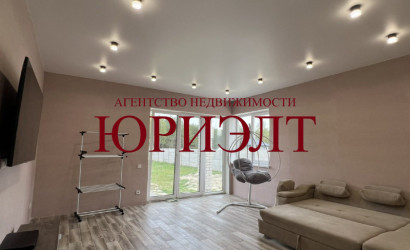 Купить коттедж, Большие Радваничи, Центральная, 17.9 соток. Фото 1