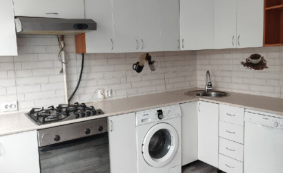 Купить 3-комнатную квартиру, Пинск, Центральная, 34. Фото 3