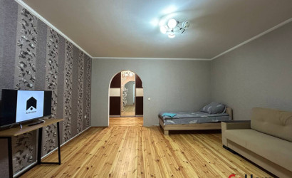 Снять 3-комнатную квартиру на сутки, Барановичи, Багрима, 11. Фото 2