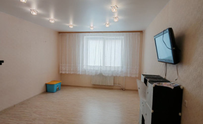 Купить 3-комнатную квартиру, Октябрьская, Оршанская, 7/1. Фото 3