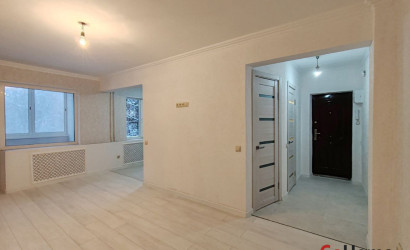 Купить 2-комнатную квартиру, Витебск, Московский, 44. Фото 2