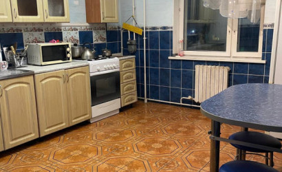 Снять 2-комнатную квартиру на сутки, Лепель, Чуйкова, 165. Фото 1