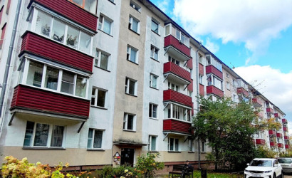 Купить 2-комнатную квартиру, Новополоцк, Молодежная ул., 27. Фото 1