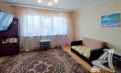 Купить 3-комнатную квартиру, Тельмы-1, , . Фото 1