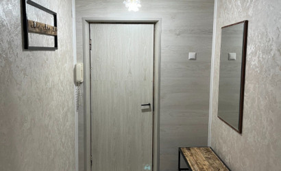 Снять 2-комнатную квартиру на сутки, Дрогичин, Ленина 139. Фото 1