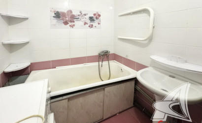 Купить 1-комнатную квартиру, Кобрин, , . Фото 10