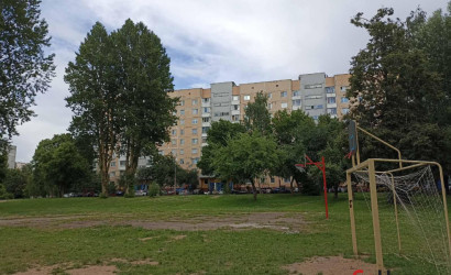 Купить 3-комнатную квартиру, Витебск, Строителей просп., 18/4. Фото 1