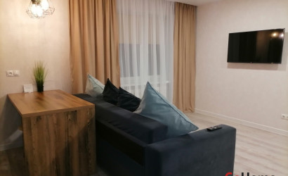 Снять 1-комнатную квартиру на сутки, Жлобин, Мкр 18. Фото 1