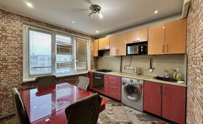 Купить 4-комнатную квартиру, Брест, Краснознаменная ул.. Фото 5