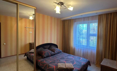 Снять 3-комнатную квартиру на сутки, Речица, Светлогорское шоссе, 1. Фото 1