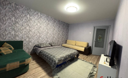 Снять 1-комнатную квартиру на сутки, Минск, ул. Шишкина, д. 28 (Заводской район). Фото 1