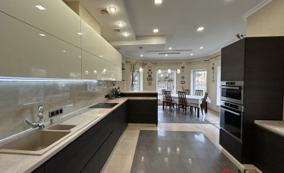 Купить дом, Коробчицы, Семейная, 15 соток. Фото 7