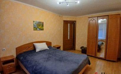 Снять 3-комнатную квартиру на сутки, Островец, Ул.Володарского,д39а. Фото 2