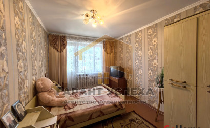 Купить 3-комнатную квартиру, Кобрин, Жукова. Фото 11
