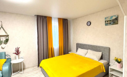 Снять 1-комнатную квартиру на сутки, Солигорск, Козлова,16. Фото 1